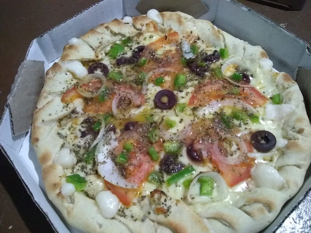 pizza 25 com borda de catupiry